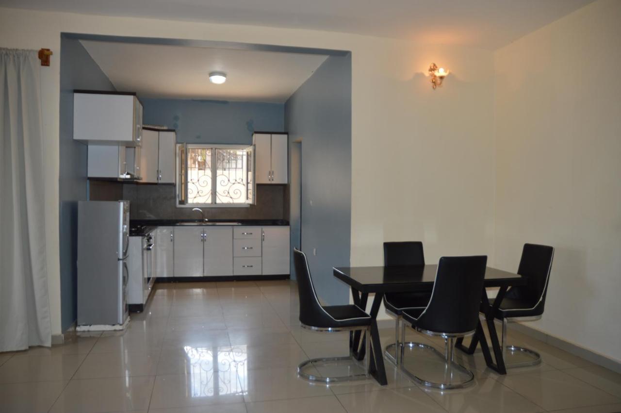 Residence Rosalie Yaounde Luaran gambar